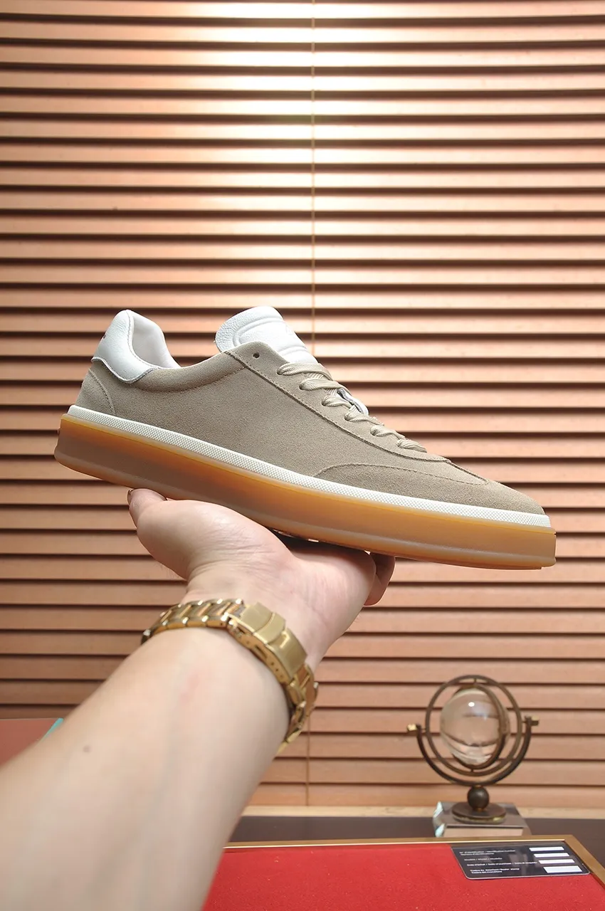 Men's men's shoes 💰540💶【𝐥𝐨𝐫𝐨 𝐏𝐢𝐚𝐧𝐚】lp classic loafers, an Italian treasure brand, the only brand that can match Hermès! Only after wearing it do we realize that we cannot let down our feet. The upper is imported cashmere, the lining of water-dyed cowhide ➕ the cowhide feet, the official original glass rubber outsole, and the pendant. Exclusive original packaging (tag ➕ brand paper ➕ outer box ➕ hand bag) code number: 38-45
